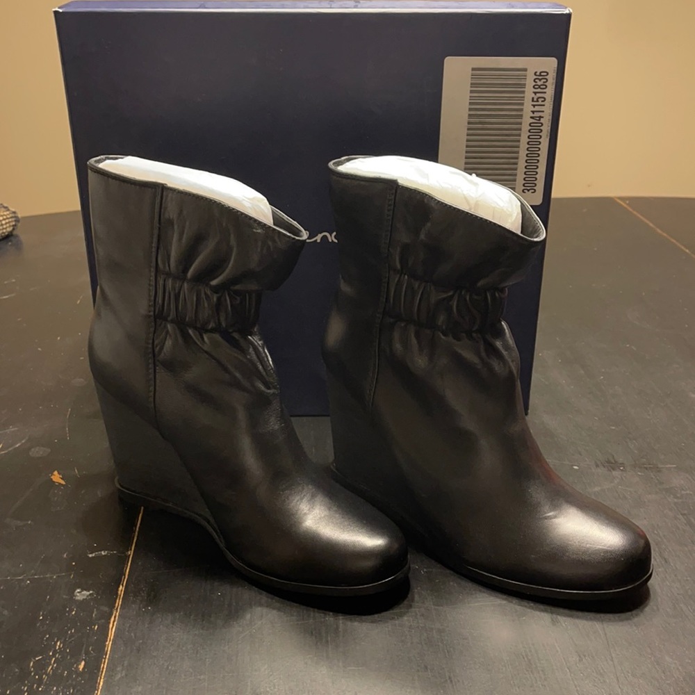 Splendid black booties size 8.5